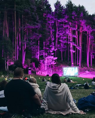 Cinema familiar a la vora del llac amb l’Ull Nu